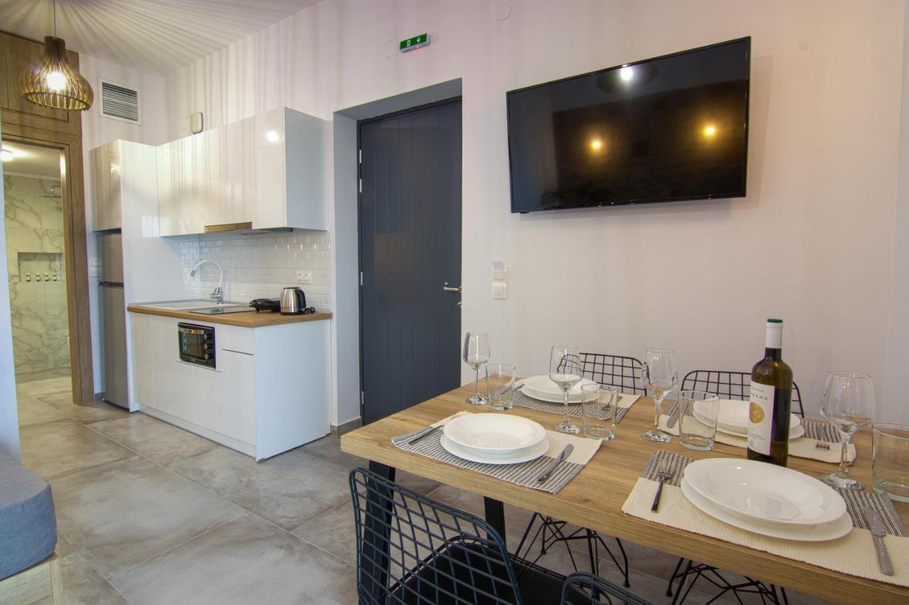 Onar Limnos II Luxury Apartments Moudhros Exterior photo