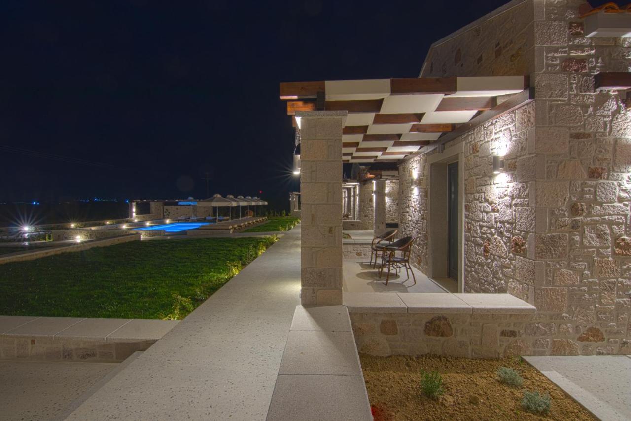 Onar Limnos II Luxury Apartments Moudhros Exterior photo